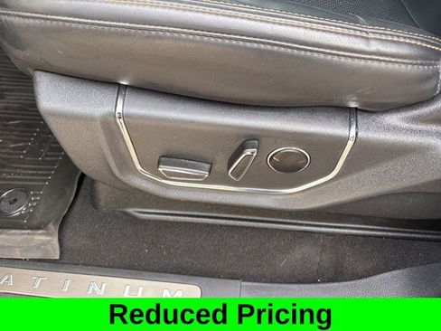 Used 2023 Ford Expedition Max Platinum AWD/4WD image 12