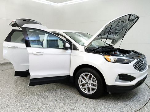 Used 2024 Ford Edge SEL AWD/4WD image 9