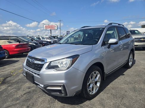 Used 2017 Subaru Forester 2.5i Touring AWD/4WD image 1