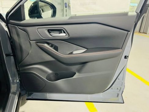 New 2026 Nissan Rogue SV AWD/4WD image 32