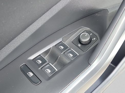 Used 2025 Volkswagen Jetta Sport FWD image 24