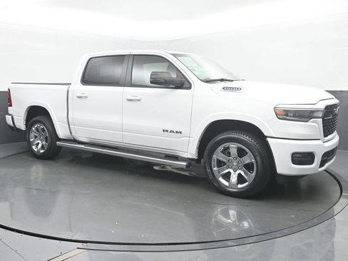 Used 2025 RAM 1500 Big Horn AWD/4WD image 8