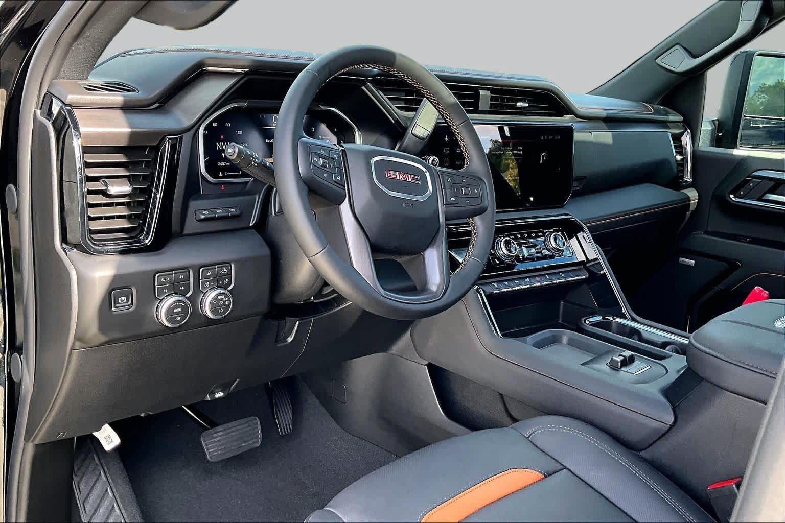 Used 2026 GMC Sierra 2500 AT4 w/ AT4 Premium Plus Package AWD/4WD image 17