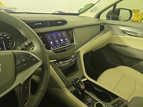 Certified 2020 Cadillac XT5 Premium Luxury image 25