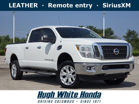 Used 2017 Nissan Titan SV AWD/4WD image 1