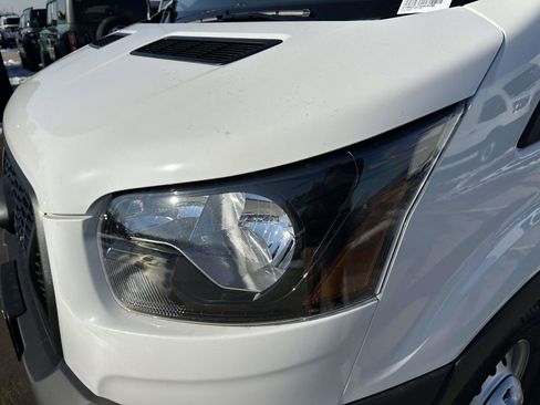 New 2026 Ford Transit 250 148 Medium Roof Extended AWD w/ Load Area Protection Package image 7