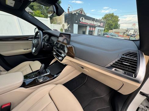 Used 2020 BMW X4 xDrive30i w/ EXECUTIVE PACKAGE w/ Convenience Package AWD/4WD image 42