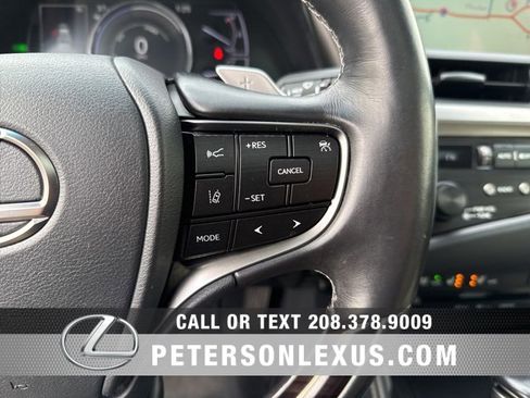 Used 2019 Lexus ES 300h 300h image 24