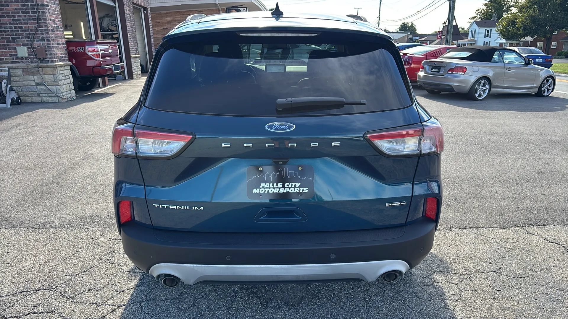 Used 2020 Ford Escape Titanium AWD/4WD image 12