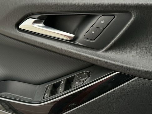 New 2026 Chevrolet Equinox LT image 20