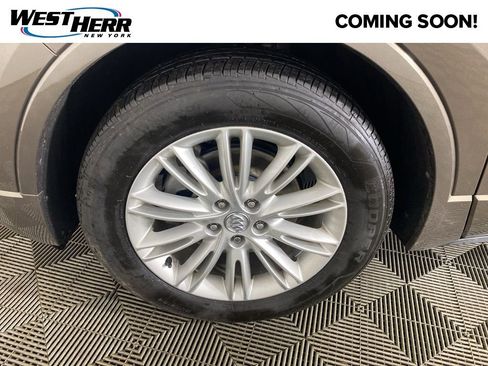 Used 2018 Buick Envision Preferred AWD/4WD image 27
