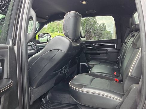Used 2020 RAM 2500 Laramie w/ Night Edition AWD/4WD image 5