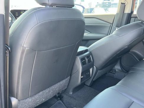 Used 2023 Nissan Rogue SL w/ SL Premium Package FWD image 21