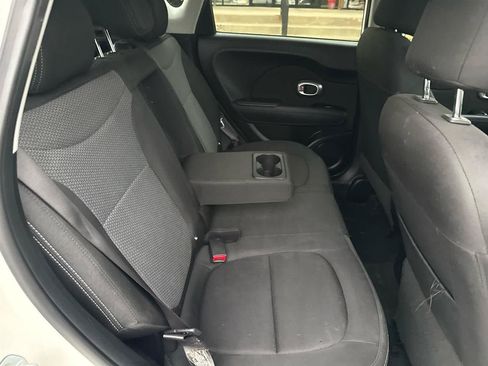 Used 2019 Kia Soul + FWD image 23