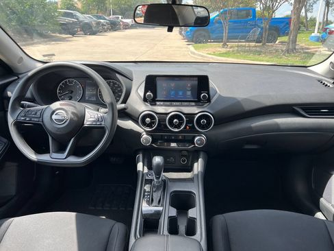 Used 2025 Nissan Sentra S FWD image 12