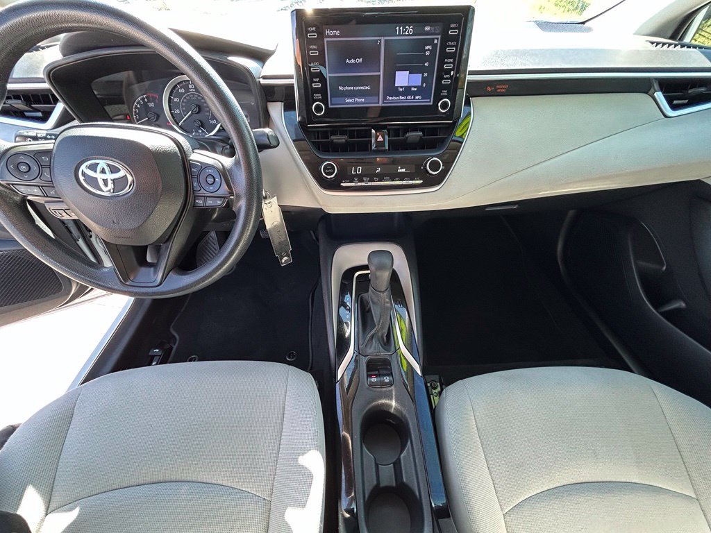 Used 2020 Toyota Corolla LE FWD image 17