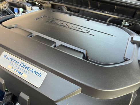 Used 2017 Honda Accord EX-L image 57