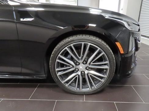 Certified 2022 Cadillac CT5 V w/ Platinum Package AWD/4WD image 36