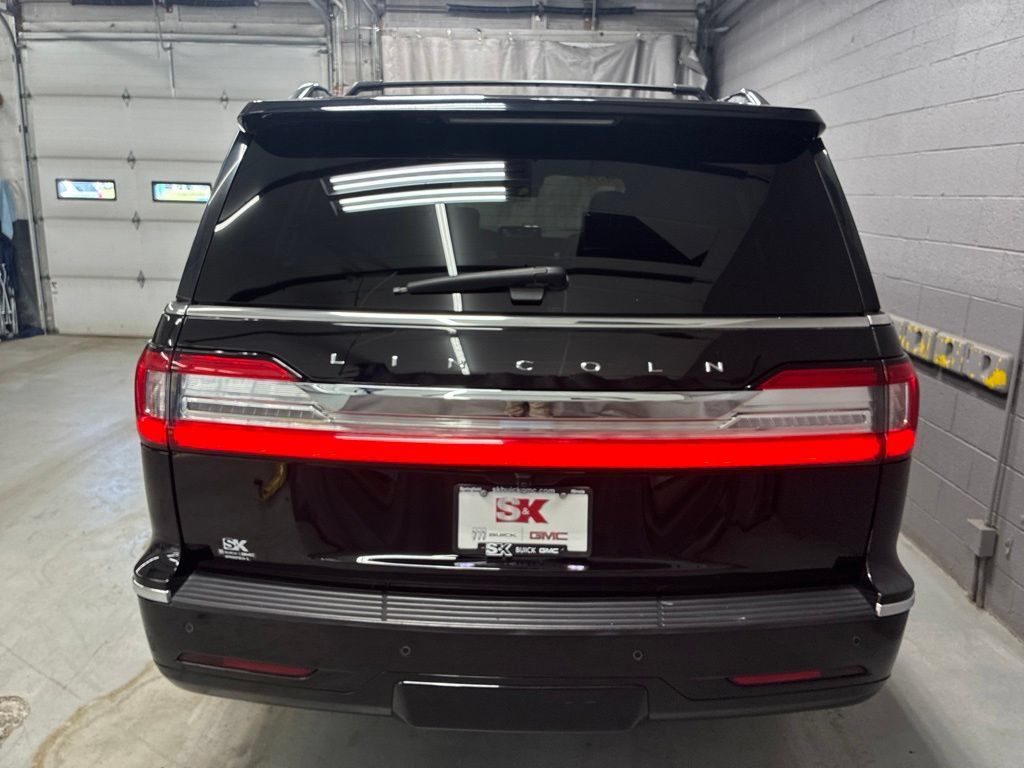 Used 2019 Lincoln Navigator L Reserve w/ Cargo Package AWD/4WD image 32