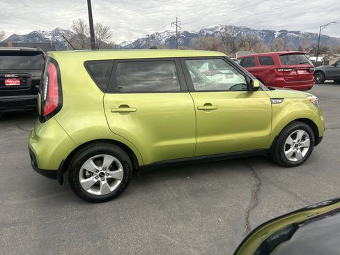 Used 2017 Kia Soul image 8