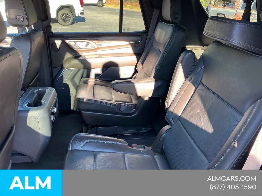 Used 2023 GMC Yukon Denali RWD image 14