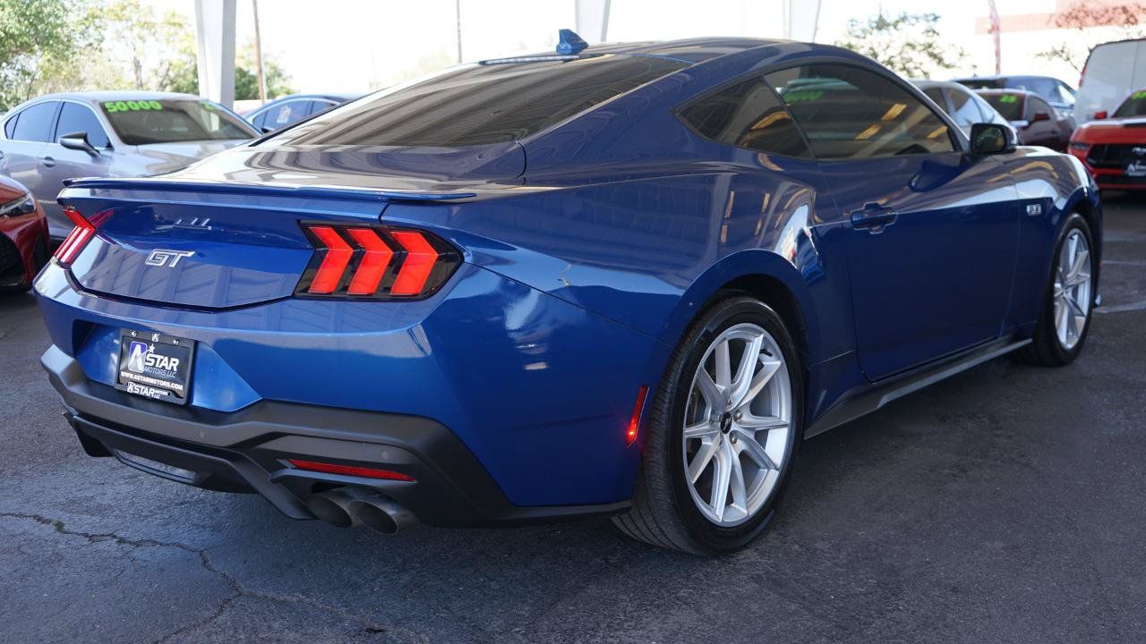 Used 2024 Ford Mustang GT Premium RWD image 3