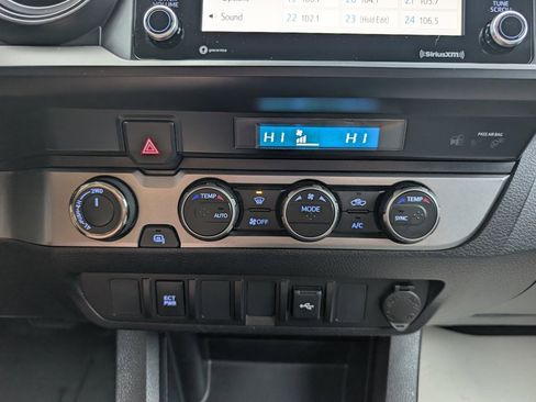Used 2022 Toyota Tacoma SR image 25