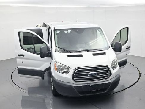 Used 2015 Ford Transit 150 XLT RWD image 53