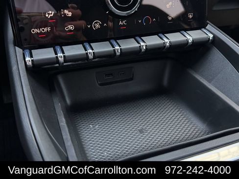 New 2027 GMC Terrain Elevation w/ Technology Package II FWD image 17