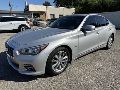 Used 2016 INFINITI Q50 3.0t Premium w/ 3.0T Premium Plus Package image 3