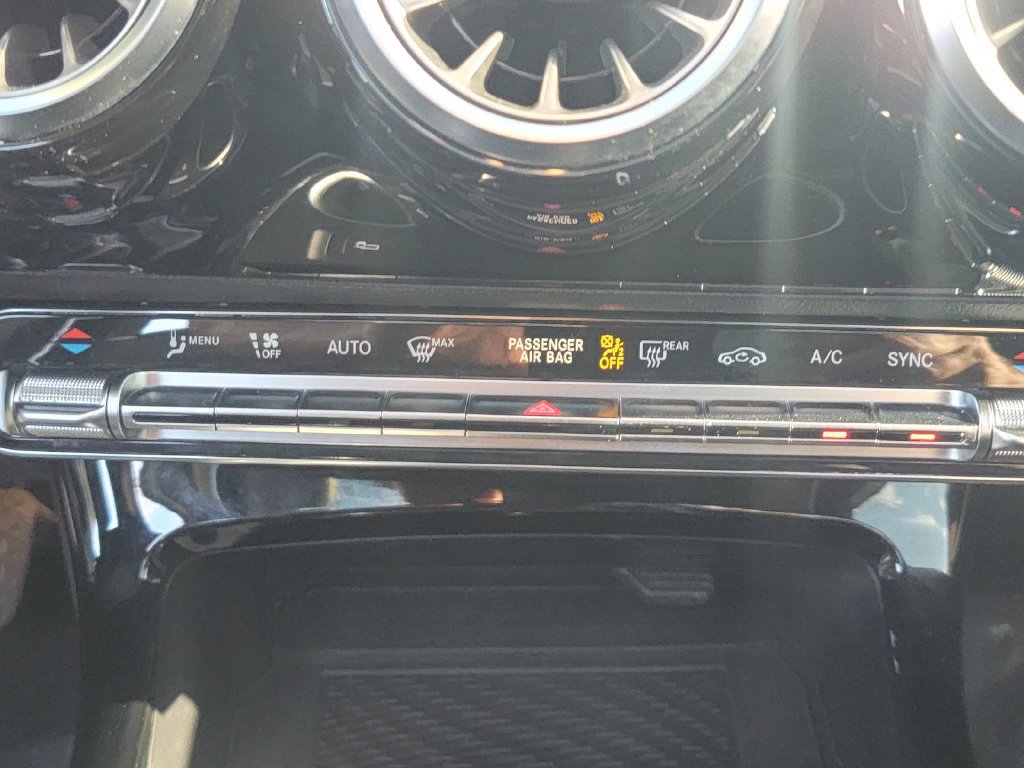 Used 2021 Mercedes-Benz A 220 4MATIC image 26