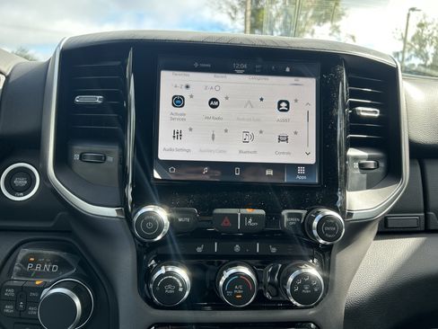 New 2026 RAM 1500 4x4 Crew Cab image 28