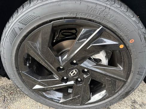 New 2026 Hyundai Elantra Sport image 6