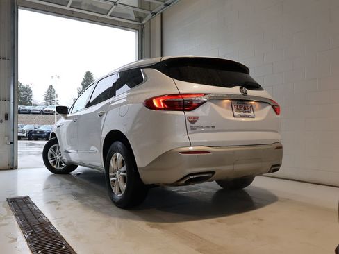 Certified 2021 Buick Enclave Essence w/ Sound and Sites Package AWD/4WD image 40
