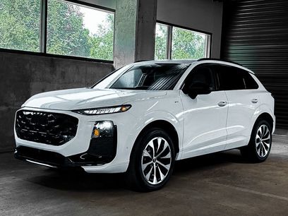 New 2026 Audi Q3 quattro 2.0T