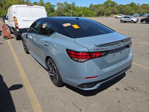 Used 2025 Nissan Sentra SR image 8