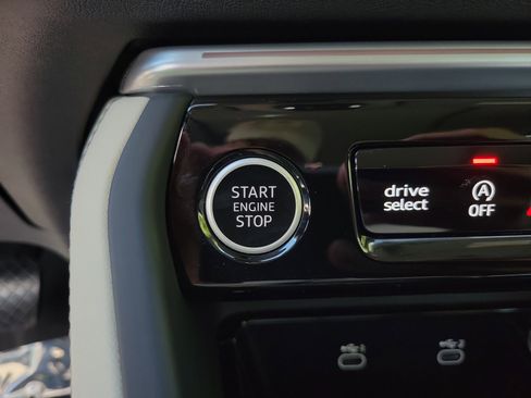 Used 2025 Audi Q5 Prestige image 33