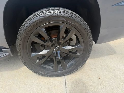 Used 2020 Chevrolet Tahoe Premier AWD/4WD image 77
