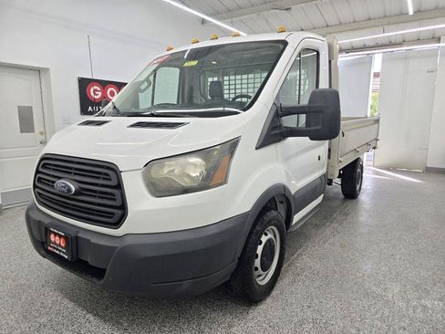 Used 2017 Ford Transit 250 138 RWD image 8