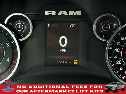 Used 2024 RAM 3500 Tradesman w/ Chrome Appearance Group AWD/4WD image 39
