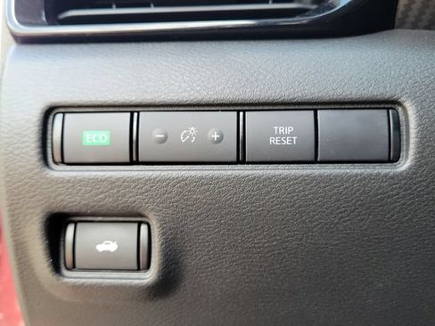 Used 2024 Nissan Sentra SV FWD image 26