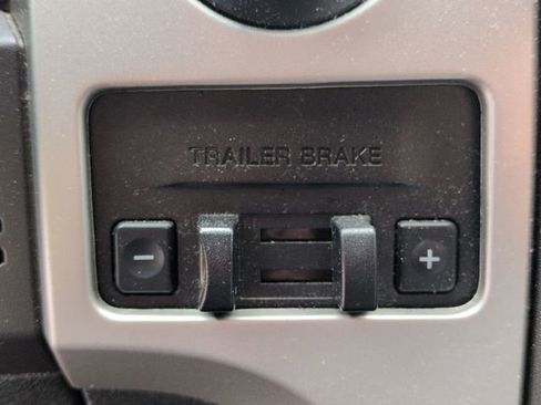 Used 2014 Ford F150 XLT w/ Equipment Group 302A Luxury AWD/4WD image 18