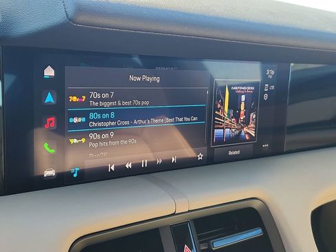 Certified 2022 Porsche Taycan image 16