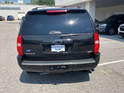 Used 2012 Chevrolet Tahoe LTZ RWD image 6