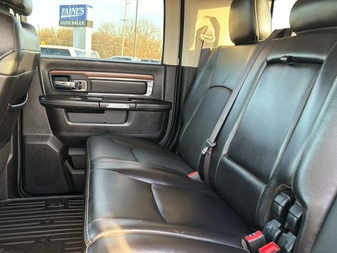 Used 2018 RAM 3500 Laramie image 44