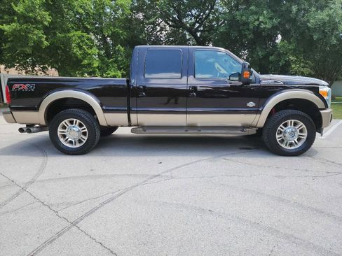 Used 2014 Ford F250 King Ranch w/ FX4 Off-Road Package AWD/4WD image 13