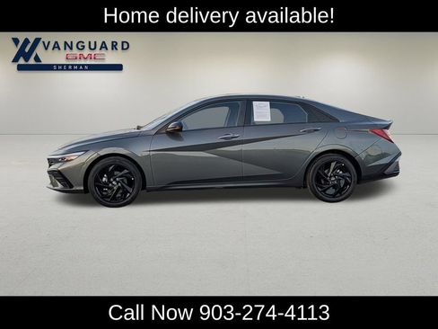 Used 2026 Hyundai Elantra Sport FWD image 4