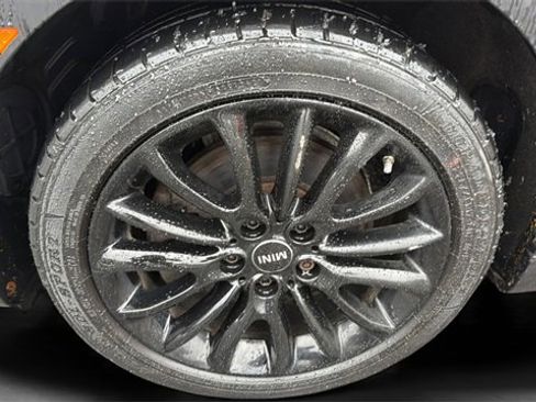 Used 2017 MINI Cooper Clubman S image 26