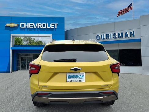 Certified 2024 Chevrolet Trax ACTIV w/ Driver Confidence Package image 4