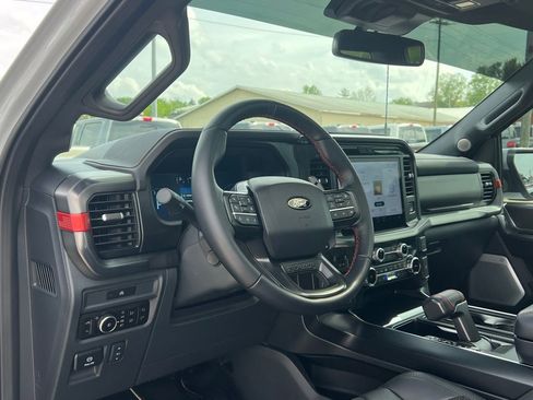 Used 2025 Ford F150 Raptor AWD/4WD image 13
